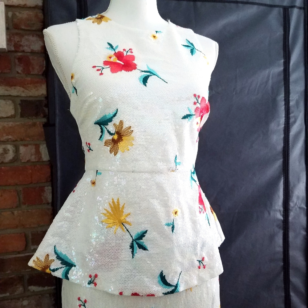 Endless Rose Floral Sequin Peplum Top & Mini Skirt - Picture 2 of 6